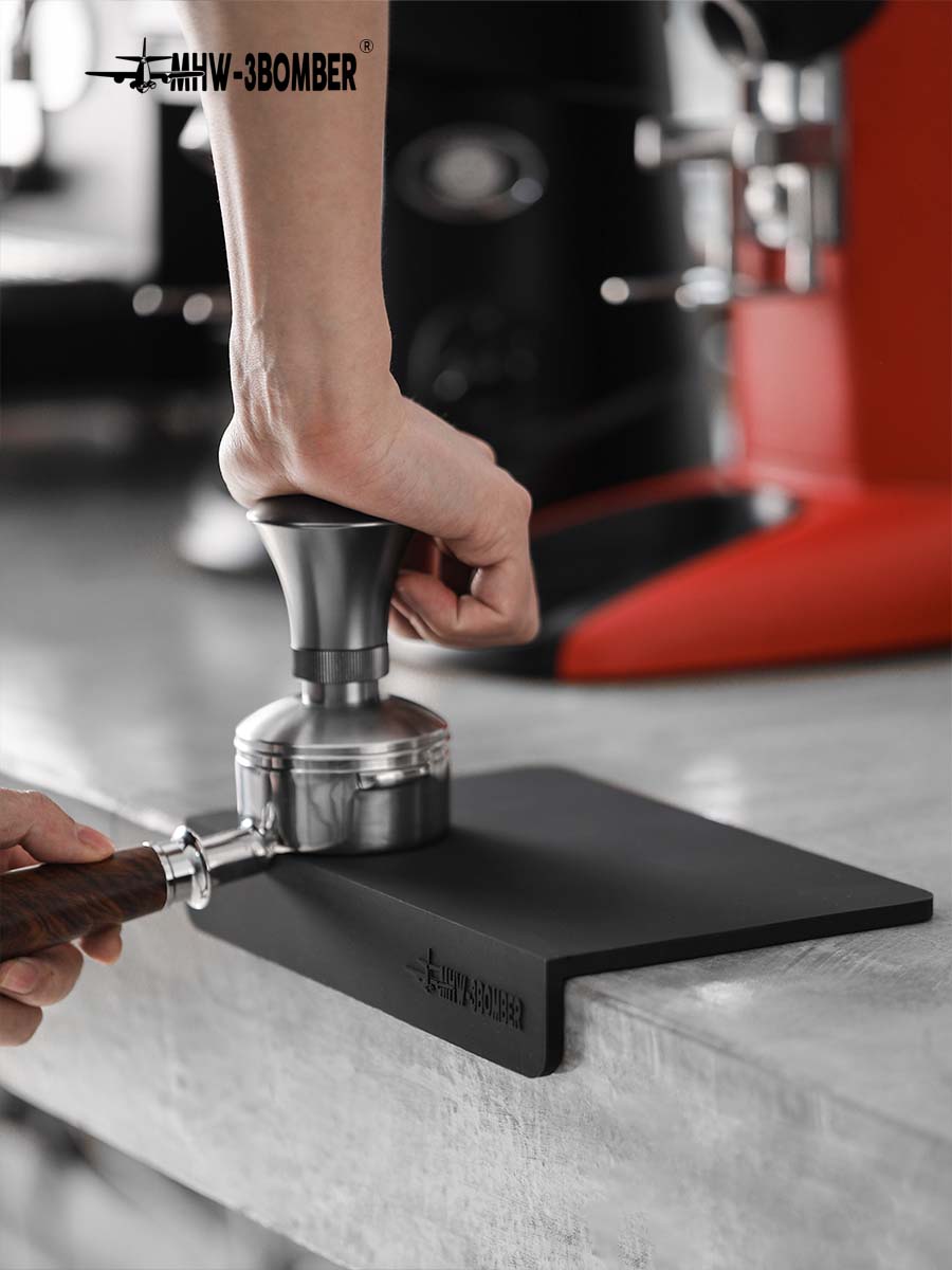 MHW-3BOMBER 轟炸機 轉角壓粉墊